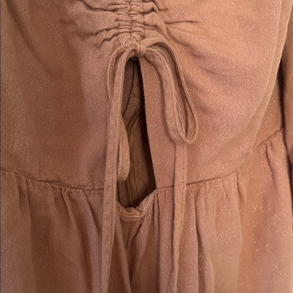 Le Lis shimmery Terracotta Long Sleeve Romper - Picture 5 of 8